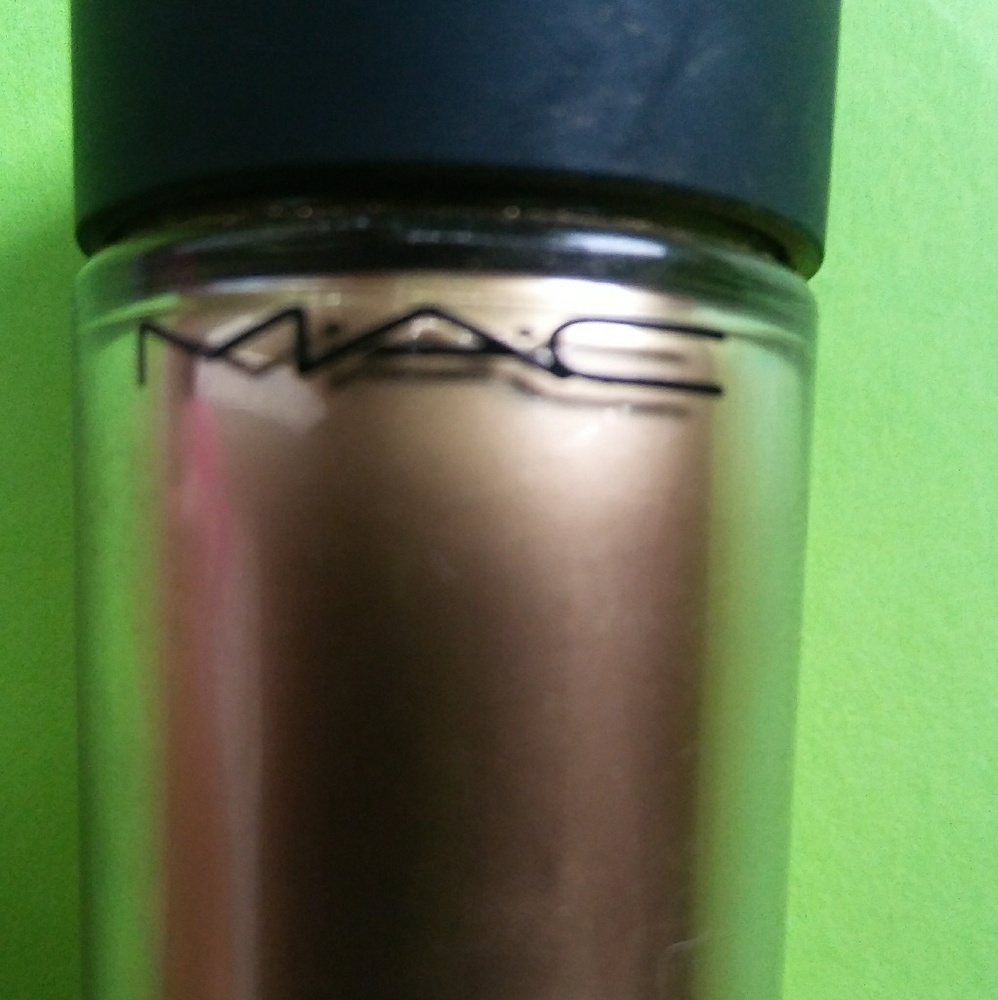 MAC pigment